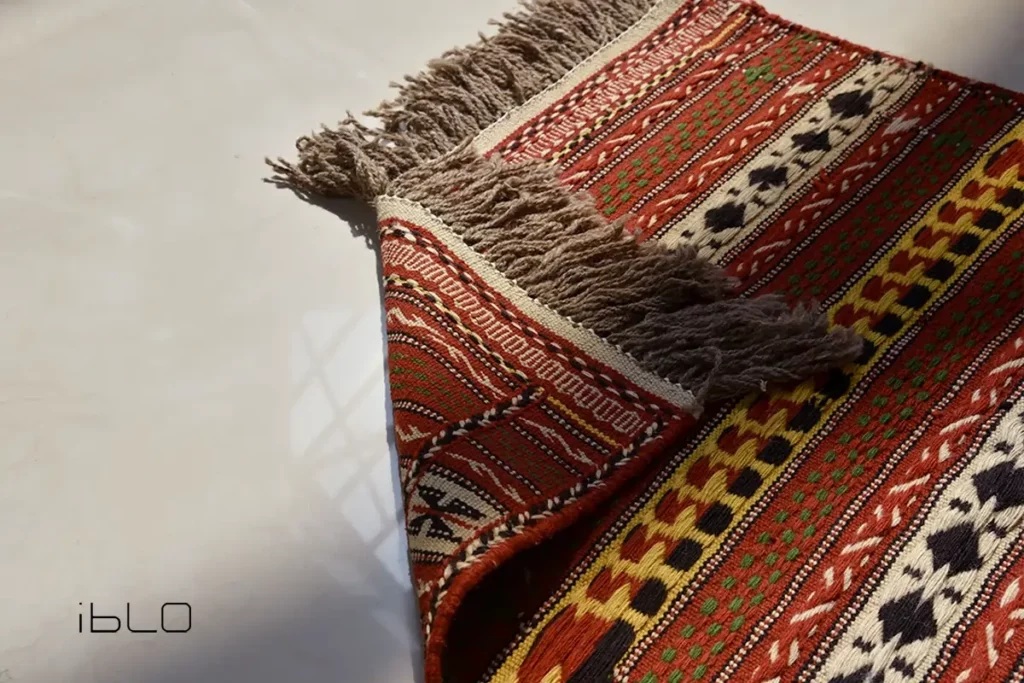 ۱۰ ایده جذاب برای چیدمان منزل با گلیم مدرن
